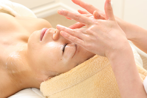 フェイシャルエステ